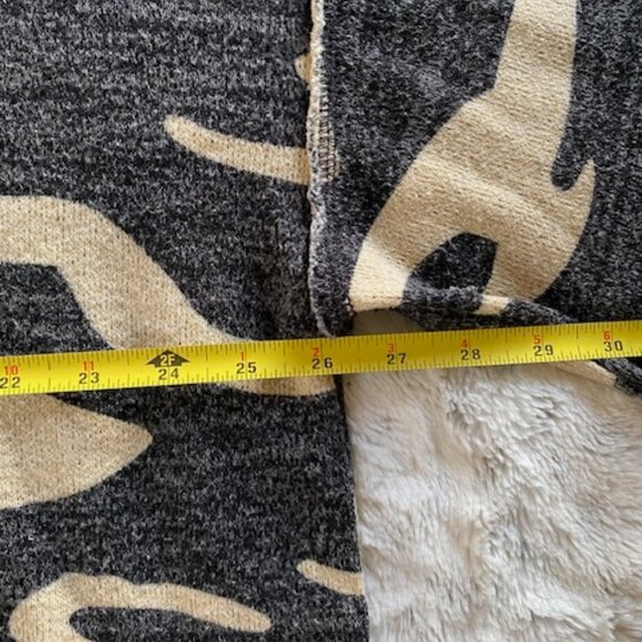 LA MIEL Oversized Boxy Camo Shirt - Picture 5 of 6